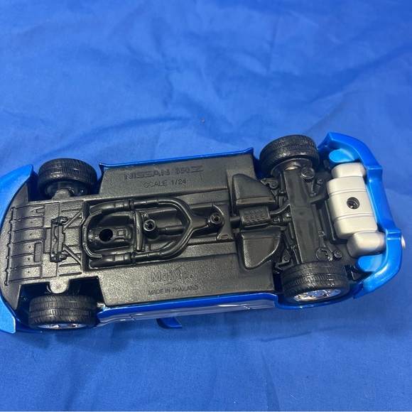 Maisto  Import Racer Diecast Nissan 350Z 1:24 Rare - Picture 6 of 6